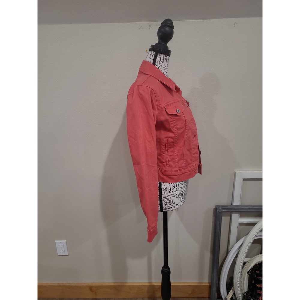 Levi Women SZ  XS Faded Red Trucker Jean Jacket Boho Cowgirl Coastal‎ Casual - Picture 4 of 12